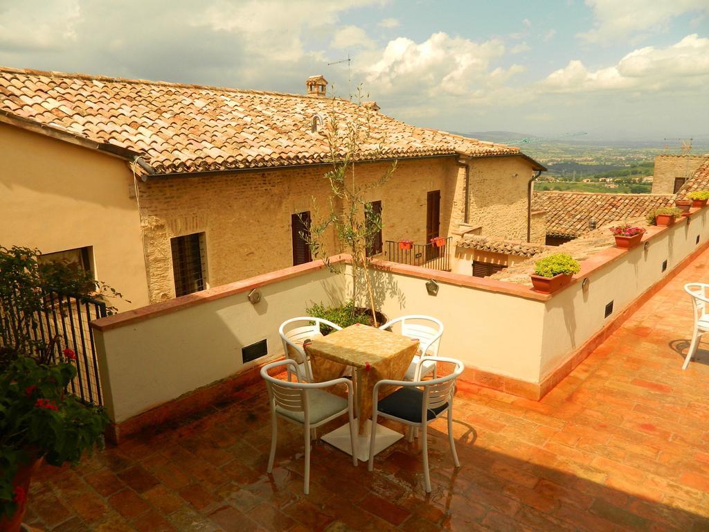 Appartement Palazzo Nanni à Montefalco Chambre photo