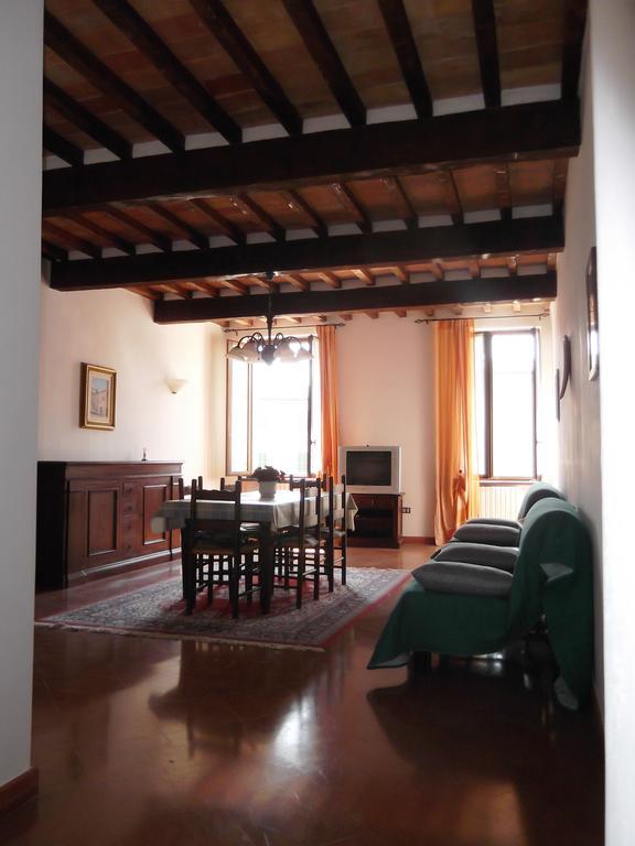 Appartement Palazzo Nanni à Montefalco Chambre photo